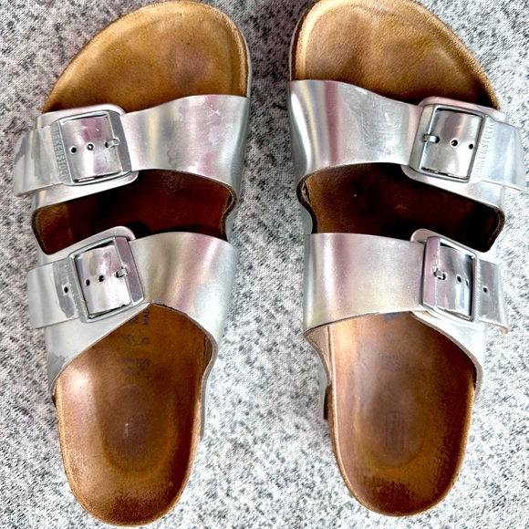 Birkenstock Shoes - BIRKENSTOCK Arizona Silver 2 Strap